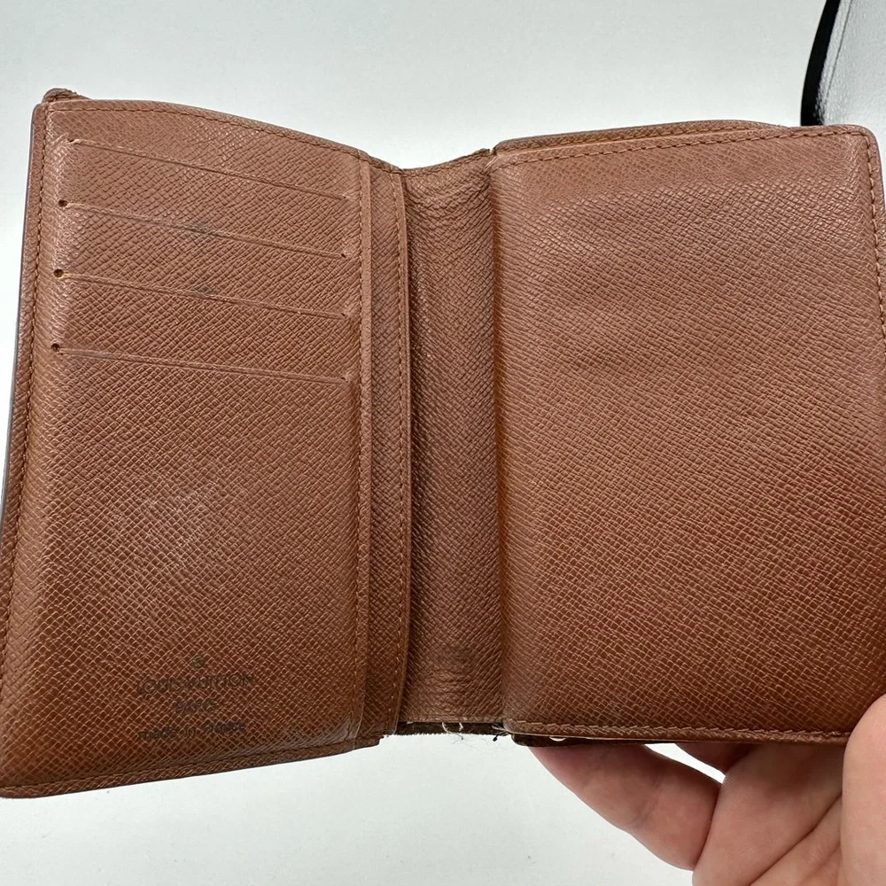 Louis Vuitton Vintage Kisslock Snap Wallet - Picture 3 of 7